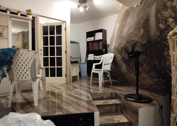 Caranavilla Nyaraló Machabee